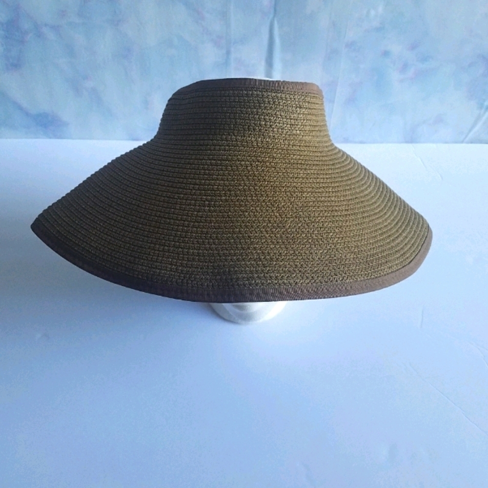 Fancy Sun Hat With Bow - Picture 3 of 8
